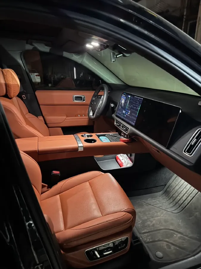 2024 Li L8 Range Extended 154HP REEV 42.8KWH,autocango,china used car exporter,china ev exporter,chinese used car exporter,chinese used ev exporter