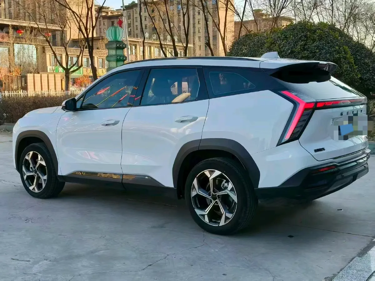 2023 Geely StarRay 1.5T 181HP L4 7DCT,autocango,china used car exporter,china ev exporter,chinese used car exporter,chinese used ev exporter