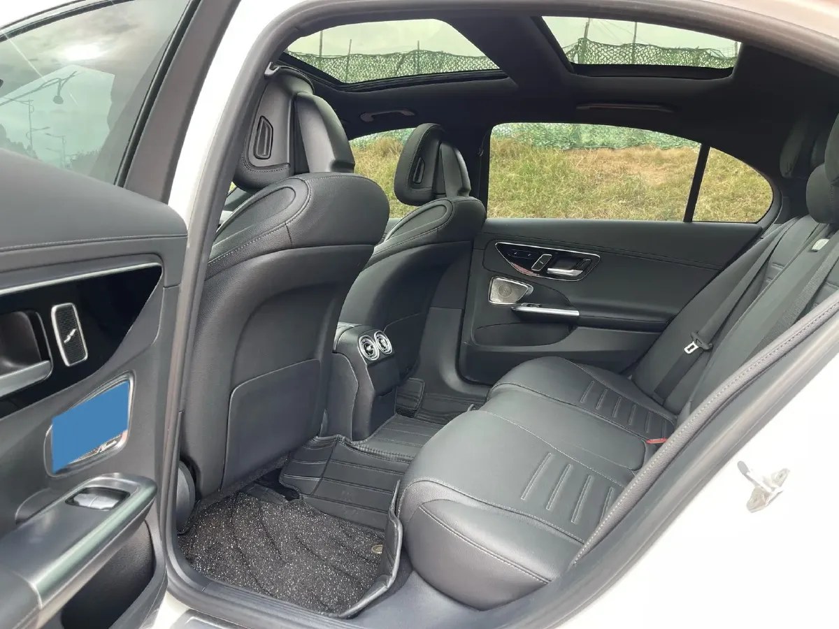 2023 Mercedes-Benz C Class 1.5T 204HP L4 9AT,autocango,china used car exporter,china ev exporter,chinese used car exporter,chinese used ev exporter