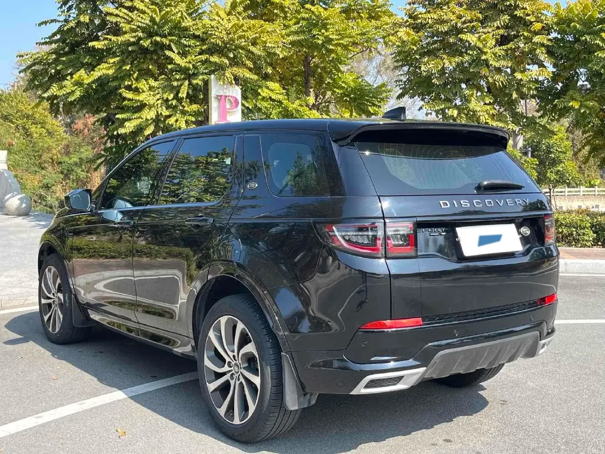 2020 Land Rover Discovery Sport 2.0T 249HP L4 9AT,autocango,china used car exporter,china ev exporter,chinese used car exporter,chinese used ev exporter