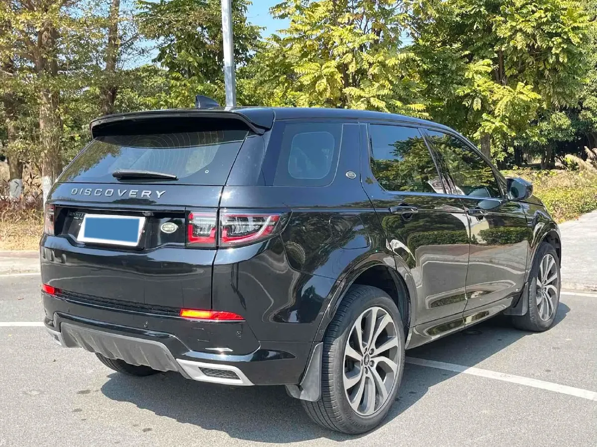 2020 Land Rover Discovery Sport 2.0T 249HP L4 9AT,autocango,china used car exporter,china ev exporter,chinese used car exporter,chinese used ev exporter