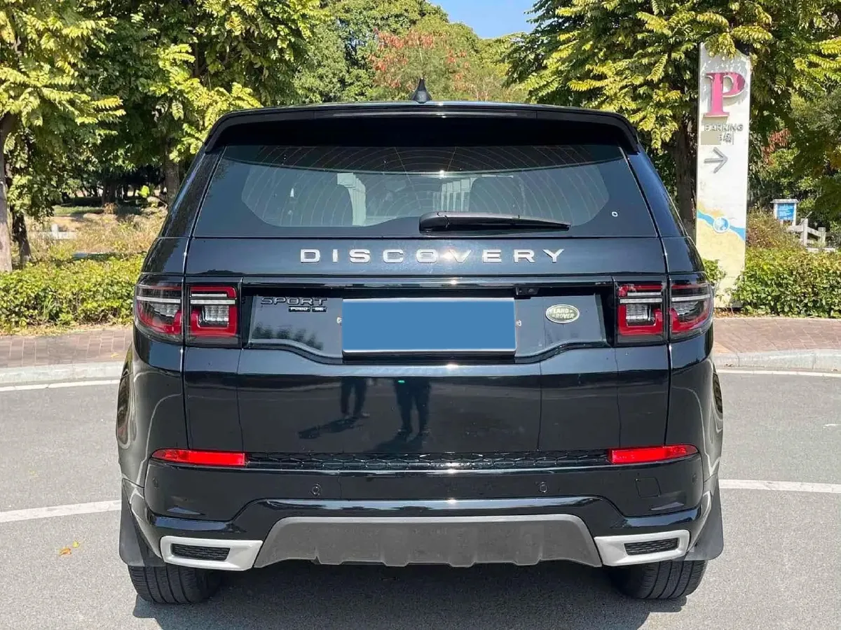 2020 Land Rover Discovery Sport 2.0T 249HP L4 9AT,autocango,china used car exporter,china ev exporter,chinese used car exporter,chinese used ev exporter