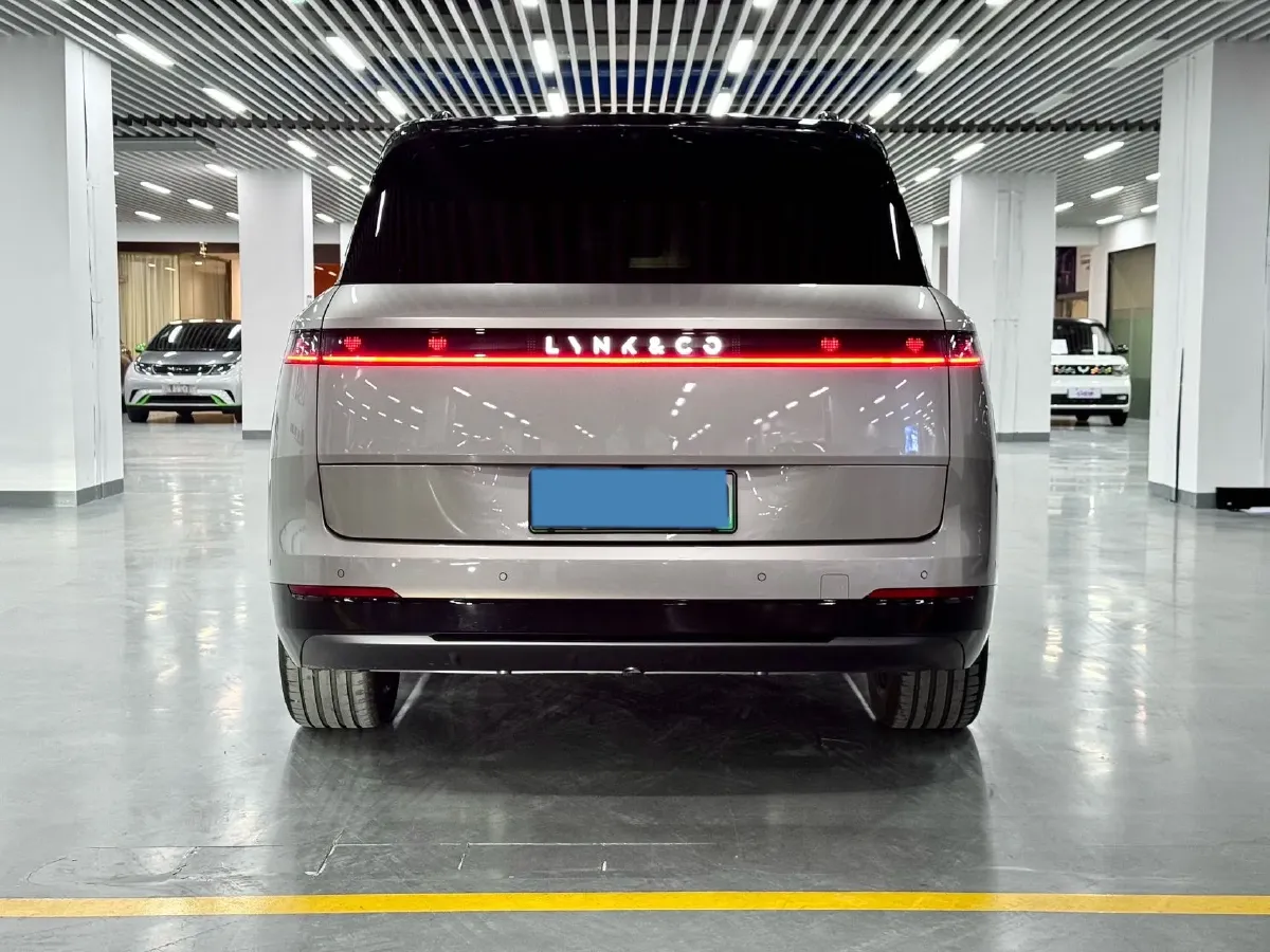 2025 LYNK&CO 900 1.5T 190HP L4 3DHT PHEV 43.3KWH,autocango,china used car exporter,china ev exporter,chinese used car exporter,chinese used ev exporter