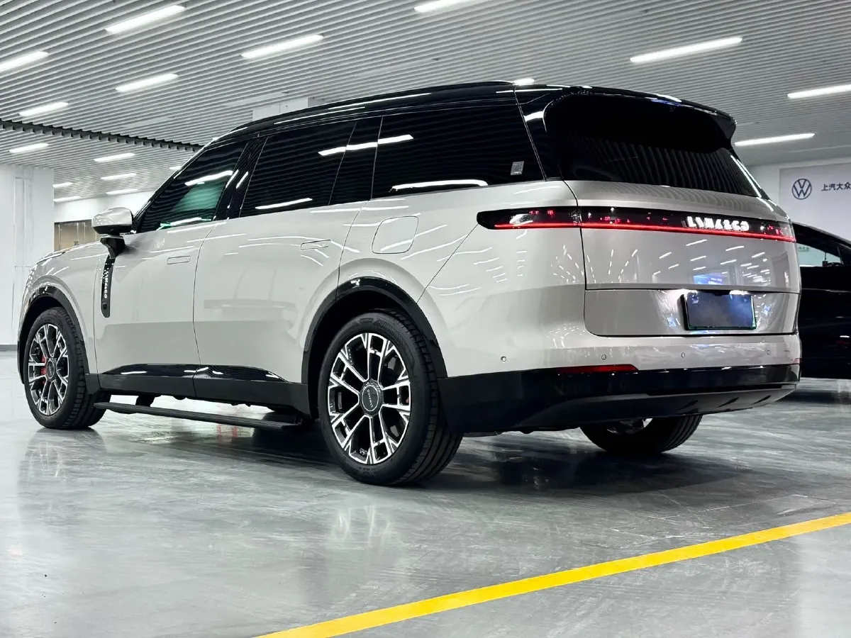 2025 LYNK&CO 900 1.5T 190HP L4 3DHT PHEV 43.3KWH,autocango,china used car exporter,china ev exporter,chinese used car exporter,chinese used ev exporter