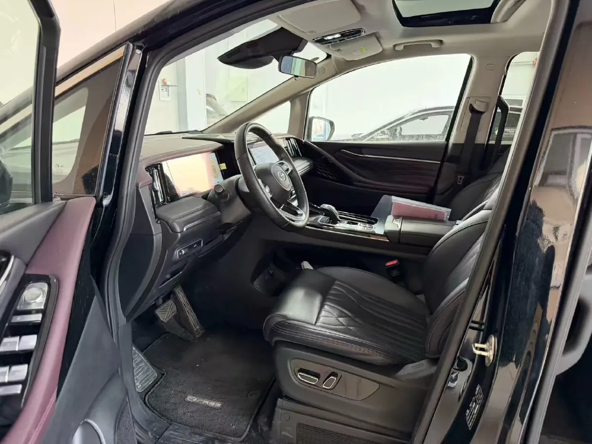 2024 GAC Trumpchi M8 2.0T 252HP L4 8AT,autocango,china used car exporter,china ev exporter,chinese used car exporter,chinese used ev exporter