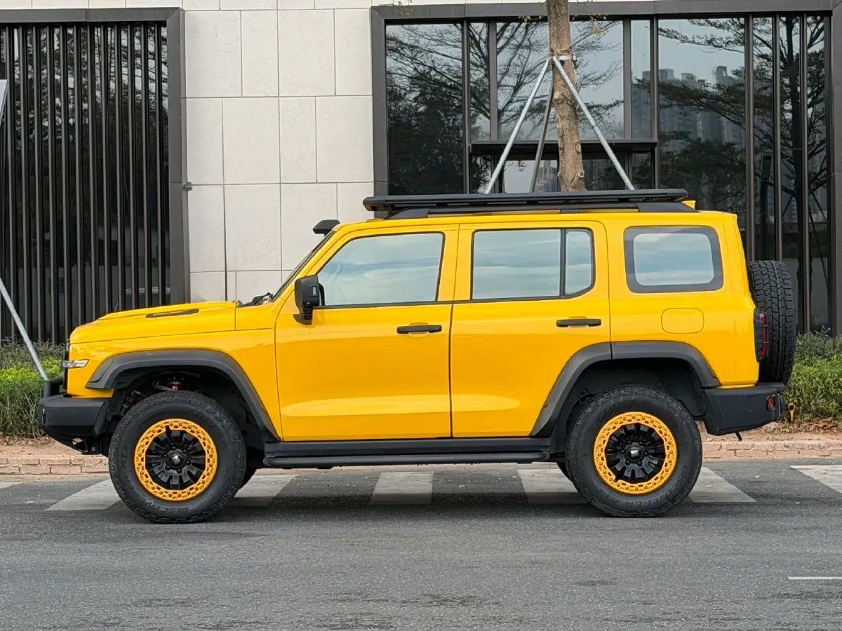 2022 Tank 300 2.0T 227HP L4 8AT,autocango,china used car exporter,china ev exporter,chinese used car exporter,chinese used ev exporter