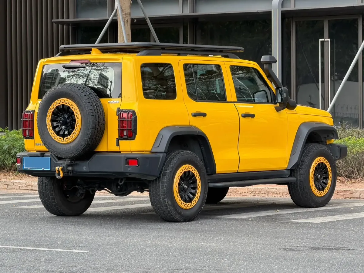 2022 Tank 300 2.0T 227HP L4 8AT,autocango,china used car exporter,china ev exporter,chinese used car exporter,chinese used ev exporter