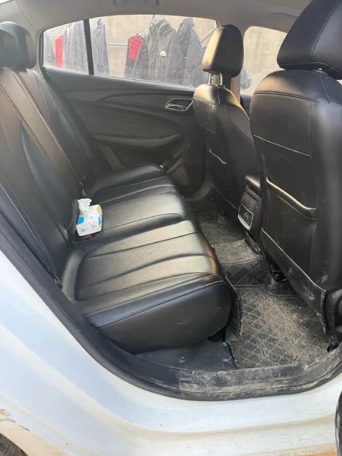 2019 Roewe i5 1.5L 120HP L4 5MT,autocango,china used car exporter,china ev exporter,chinese used car exporter,chinese used ev exporter