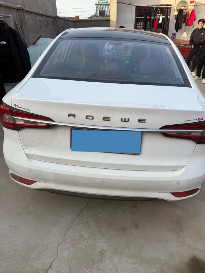 2019 Roewe i5 1.5L 120HP L4 5MT,autocango,china used car exporter,china ev exporter,chinese used car exporter,chinese used ev exporter