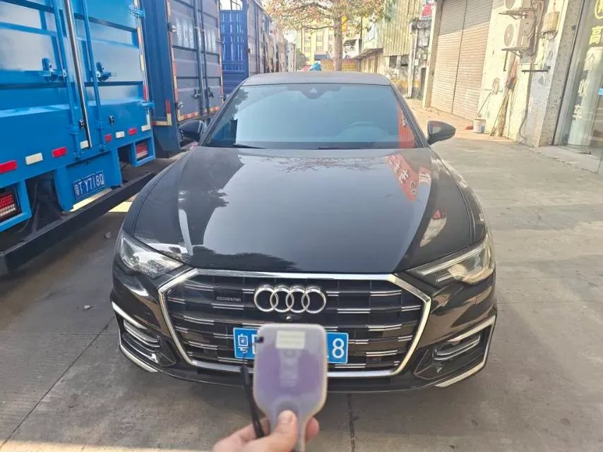 2023 Audi A6L 2.0T 245HP L4 7DCT,autocango,china used car exporter,china ev exporter,chinese used car exporter,chinese used ev exporter