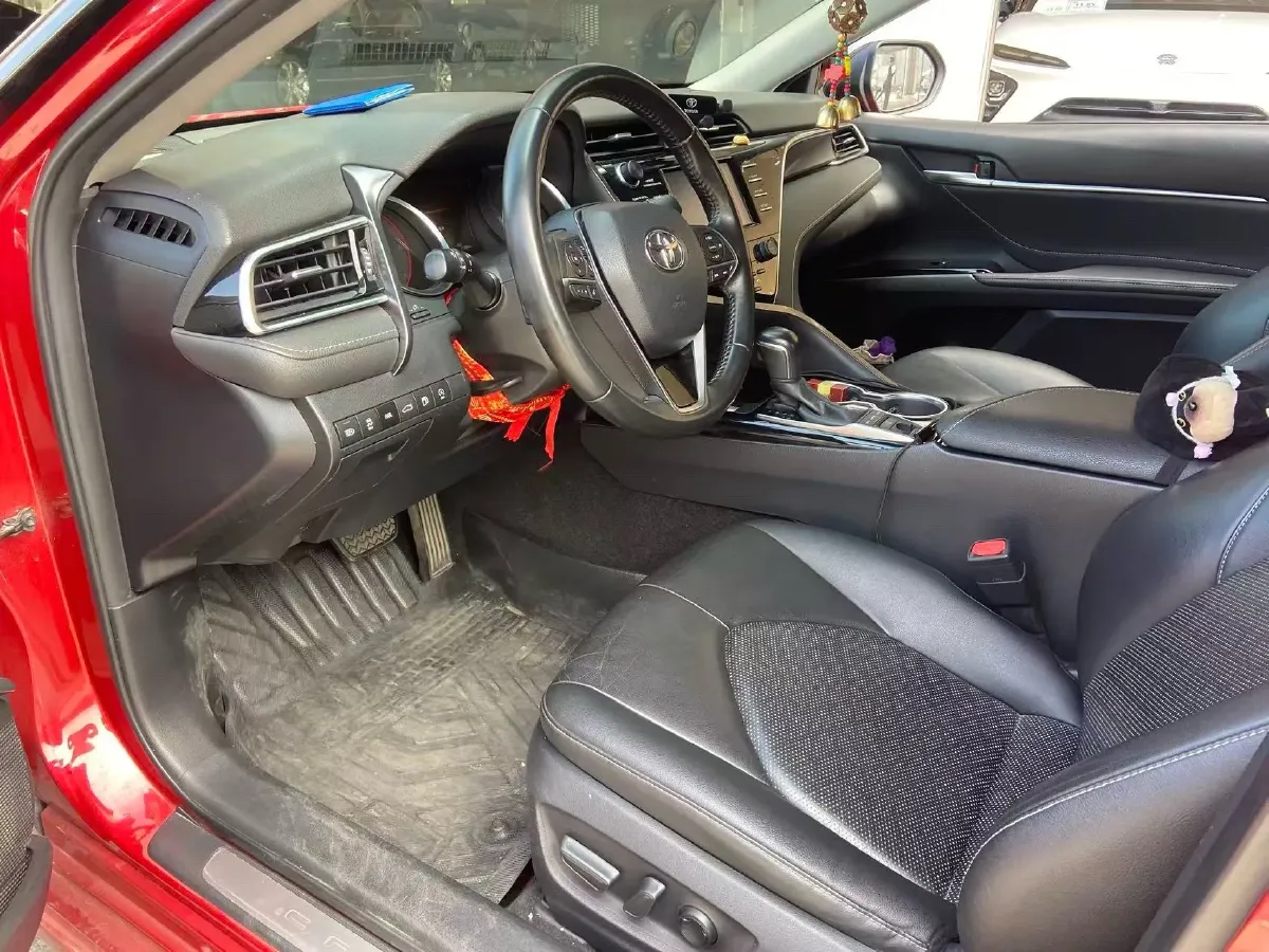 2018 Toyota Camry 2.5L 209HP L4 8AT,autocango,china used car exporter,china ev exporter,chinese used car exporter,chinese used ev exporter