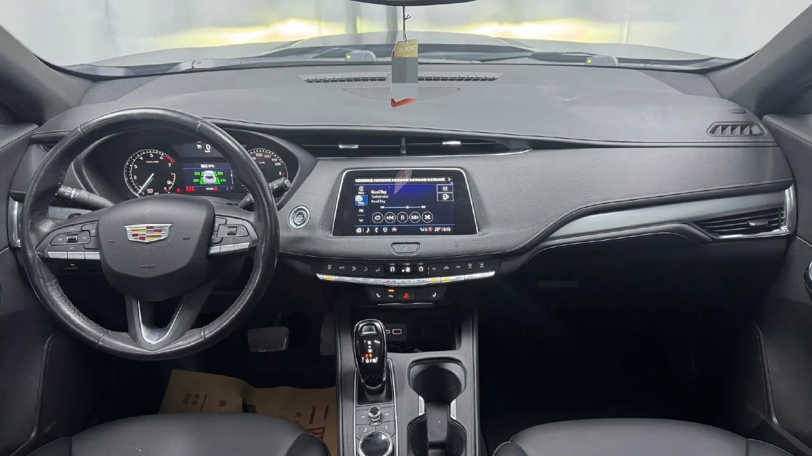 2020 Cadillac XT4 2.0T 241HP L4 9AT,autocango,china used car exporter,china ev exporter,chinese used car exporter,chinese used ev exporter