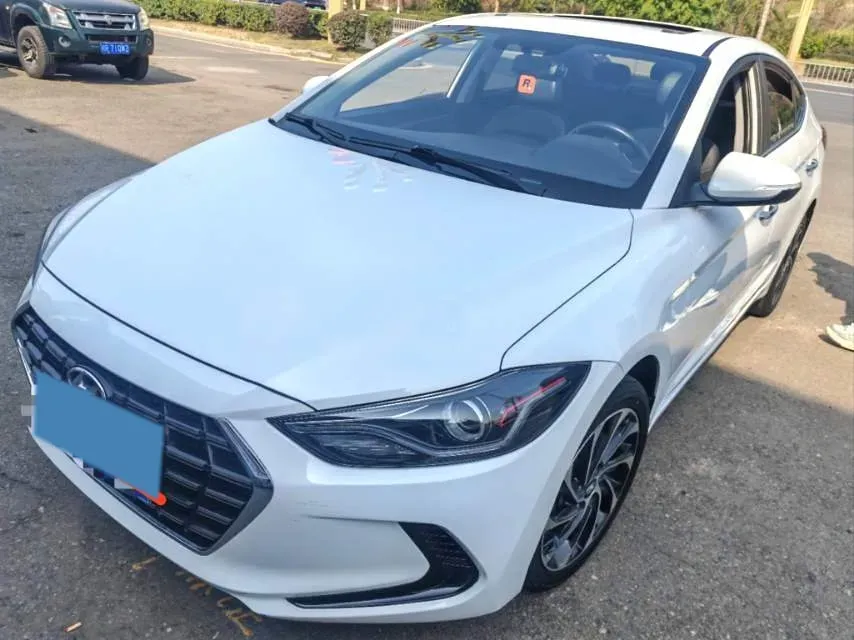 2020 Hyundai Elantra 1.5L 115HP L4 CVT,autocango,china used car exporter,china ev exporter,chinese used car exporter,chinese used ev exporter