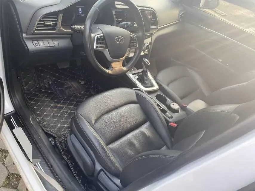 2020 Hyundai Elantra 1.5L 115HP L4 CVT,autocango,china used car exporter,china ev exporter,chinese used car exporter,chinese used ev exporter