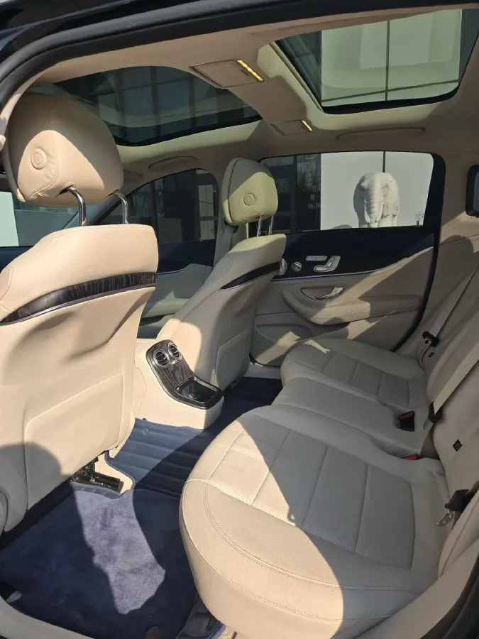 2021 Mercedes-Benz E Class 2.0T 258HP L4 9AT,autocango,china used car exporter,china ev exporter,chinese used car exporter,chinese used ev exporter