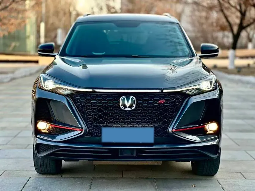 2021 ChangAn CS75 Plus 2.0T 233HP L4 8AT,autocango,china used car exporter,china ev exporter,chinese used car exporter,chinese used ev exporter