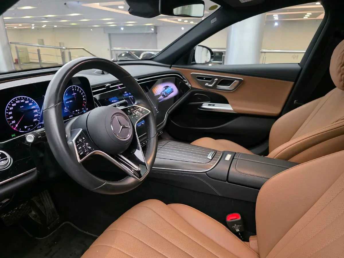 2024 Mercedes-Benz E Class 2.0T 204HP L4 9AT PHEV 25.4KWH,autocango,china used car exporter,china ev exporter,chinese used car exporter,chinese used ev exporter