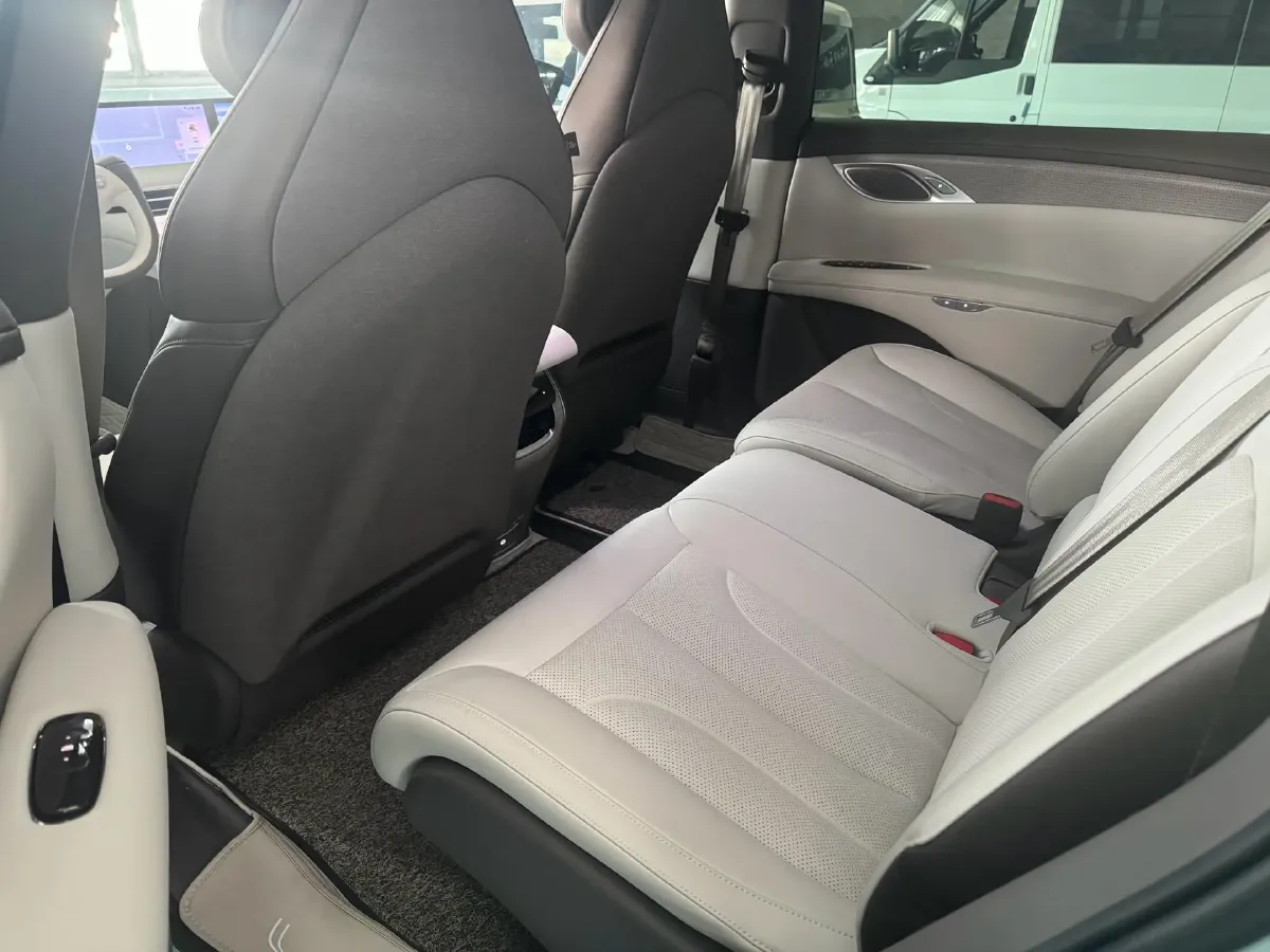 2023 IM LS7 BEV 90KWH,autocango,china used car exporter,china ev exporter,chinese used car exporter,chinese used ev exporter