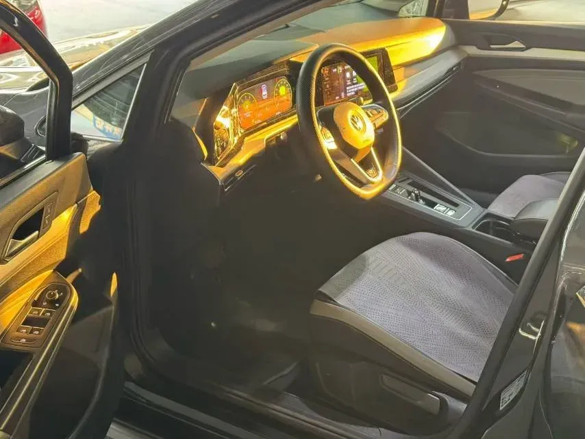 2021 Volkswagen Golf 1.4T 150HP L4 7DCT,autocango,china used car exporter,china ev exporter,chinese used car exporter,chinese used ev exporter