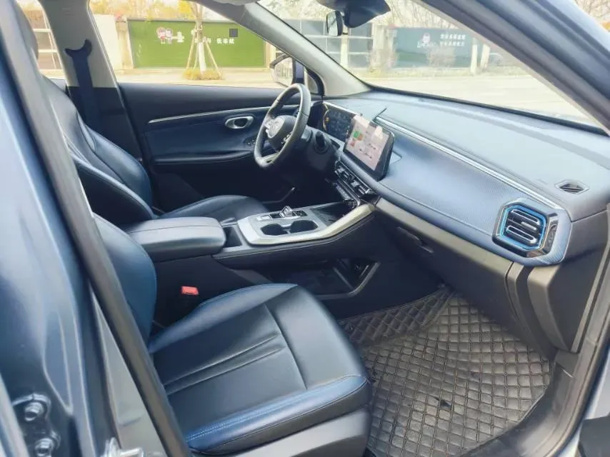 2023 GAC Trumpchi GS3 1.5T 177HP L4 7DCT,autocango,china used car exporter,china ev exporter,chinese used car exporter,chinese used ev exporter