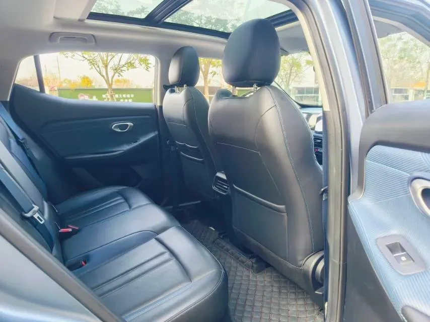 2023 GAC Trumpchi GS3 1.5T 177HP L4 7DCT,autocango,china used car exporter,china ev exporter,chinese used car exporter,chinese used ev exporter