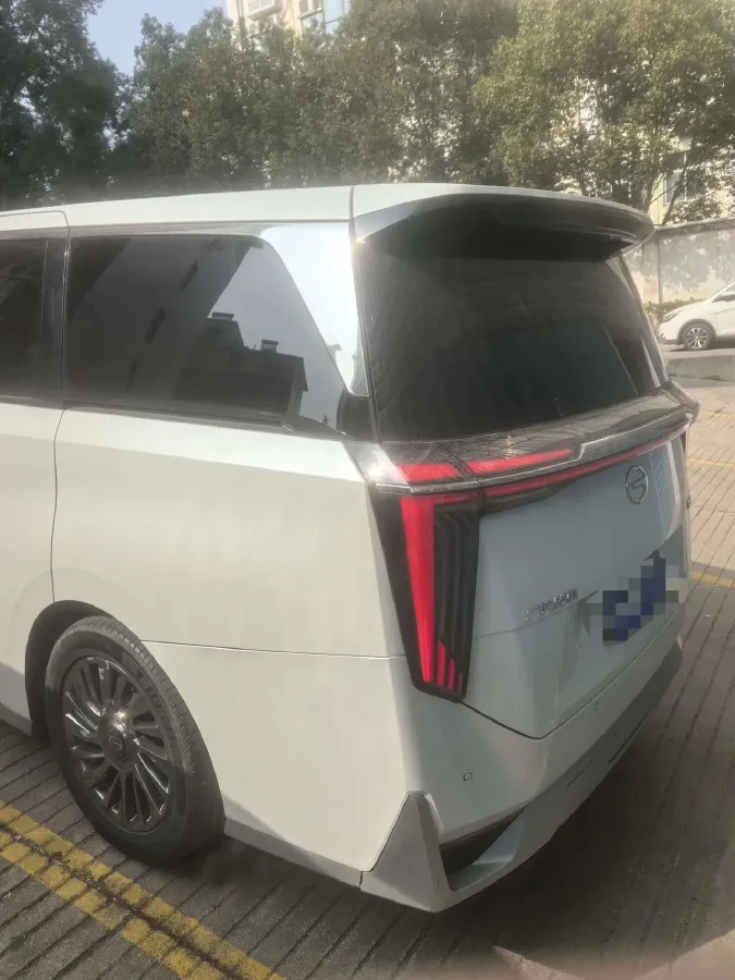 2023 GAC Trumpchi M8 2.0T 252HP L4 8AT,autocango,china used car exporter,china ev exporter,chinese used car exporter,chinese used ev exporter