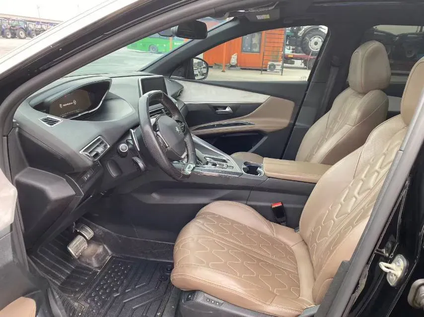 2019 Peugeot 5008 1.8T 204HP L4 6AT,autocango,china used car exporter,china ev exporter,chinese used car exporter,chinese used ev exporter