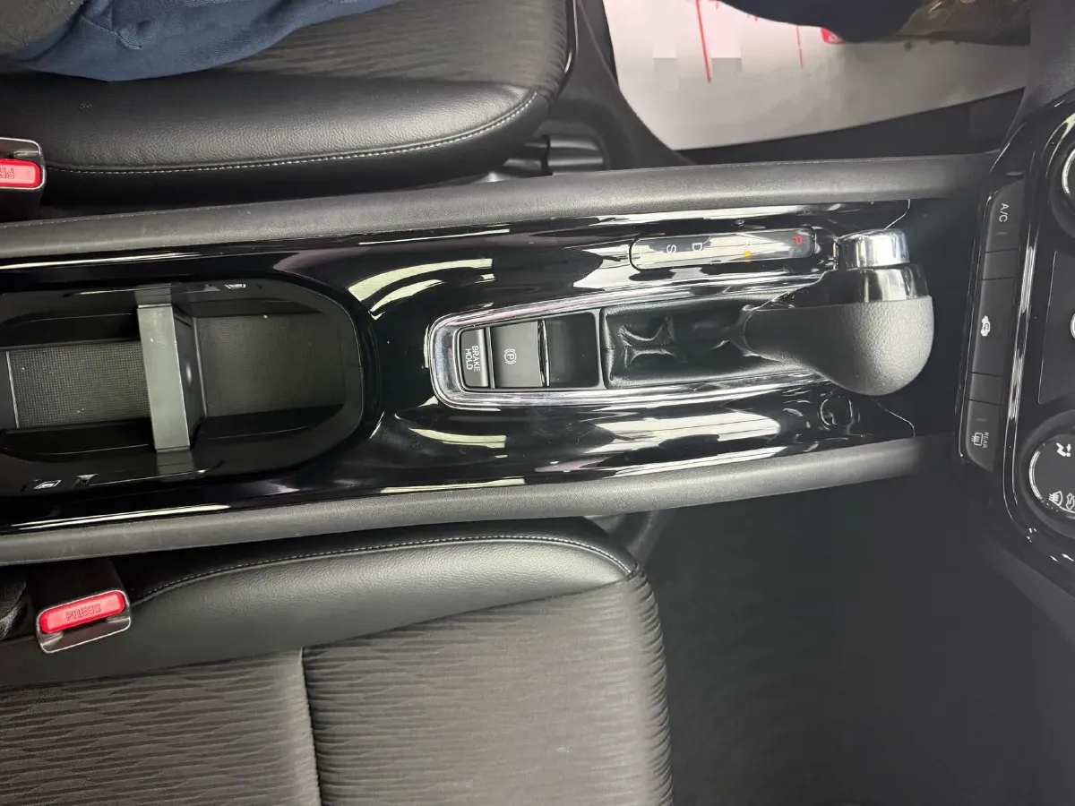 2020 Honda Vezel 1.5L 131HP L4 CVT,autocango,china used car exporter,china ev exporter,chinese used car exporter,chinese used ev exporter