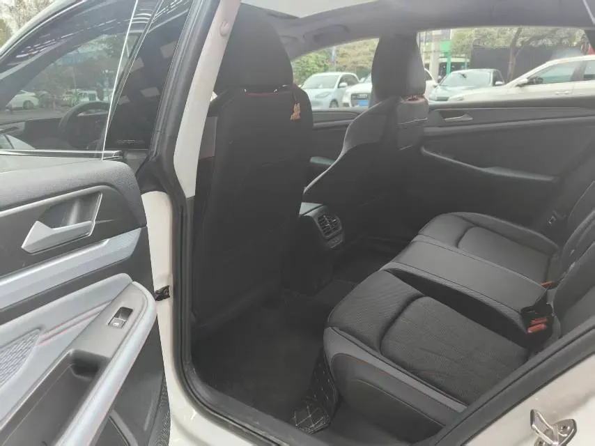 2024 Volkswagen Lamando 1.4T 150HP L4 7DCT,autocango,china used car exporter,china ev exporter,chinese used car exporter,chinese used ev exporter