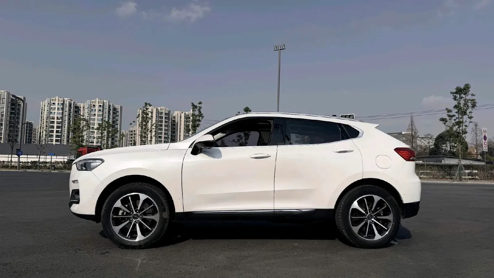2018 Haval F5 1.5T 169HP L4 7DCT,autocango,china used car exporter,china ev exporter,chinese used car exporter,chinese used ev exporter