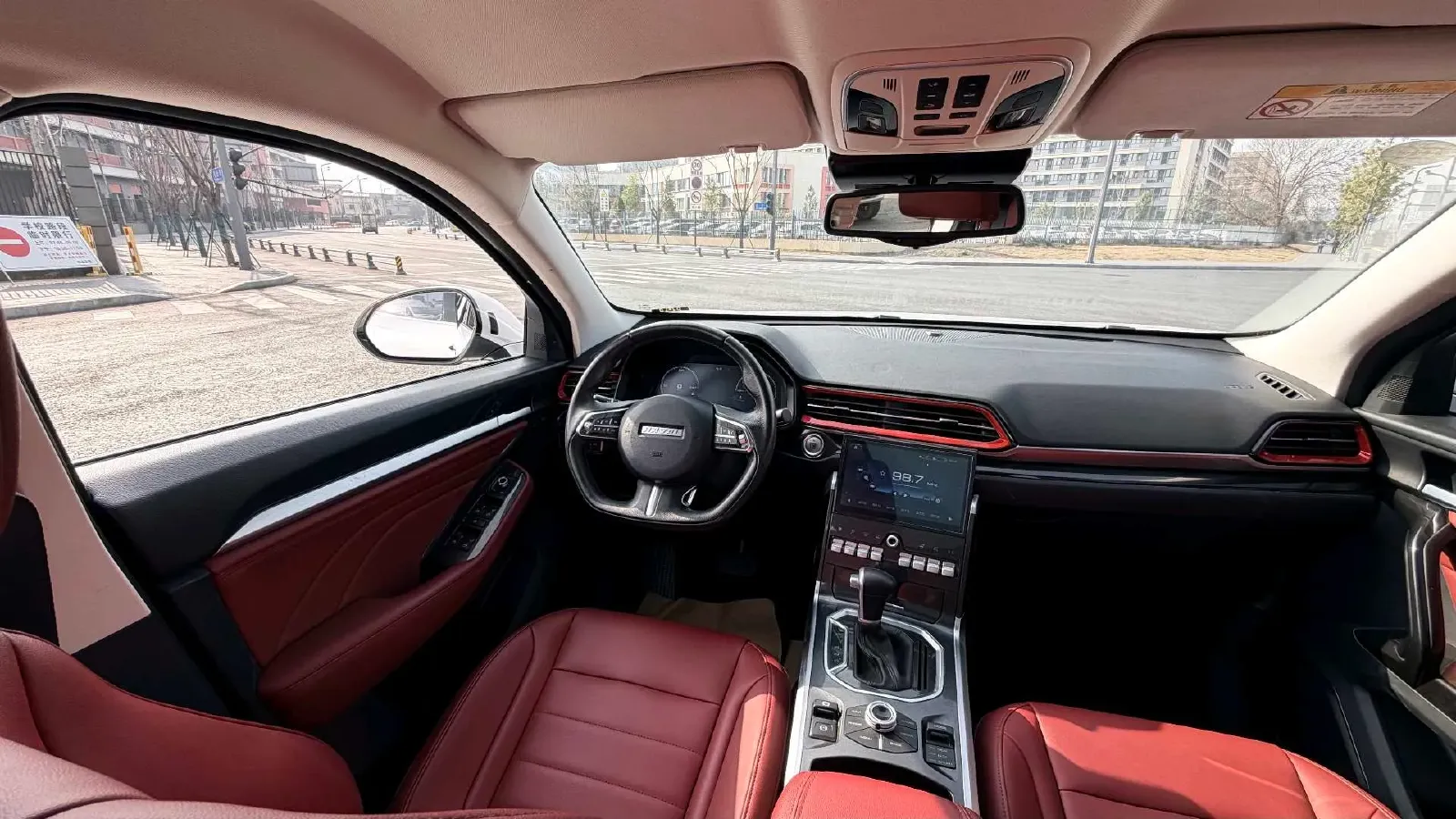 2018 Haval F5 1.5T 169HP L4 7DCT,autocango,china used car exporter,china ev exporter,chinese used car exporter,chinese used ev exporter