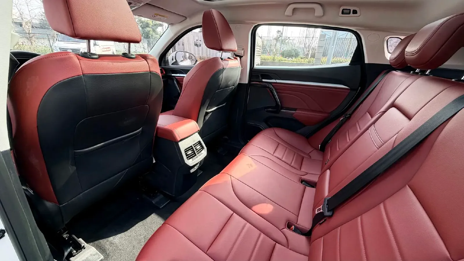 2018 Haval F5 1.5T 169HP L4 7DCT,autocango,china used car exporter,china ev exporter,chinese used car exporter,chinese used ev exporter