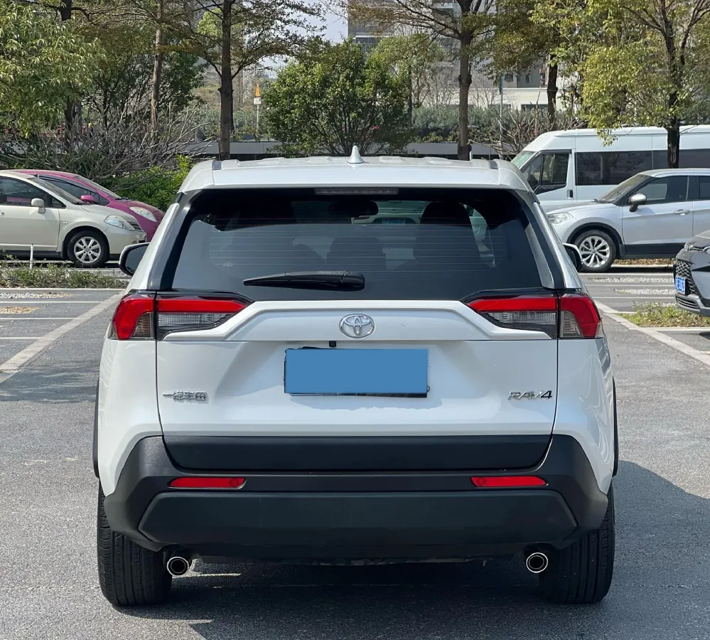 2023 Toyota RAV4 2.0L 171HP L4 CVT,autocango,china used car exporter,china ev exporter,chinese used car exporter,chinese used ev exporter