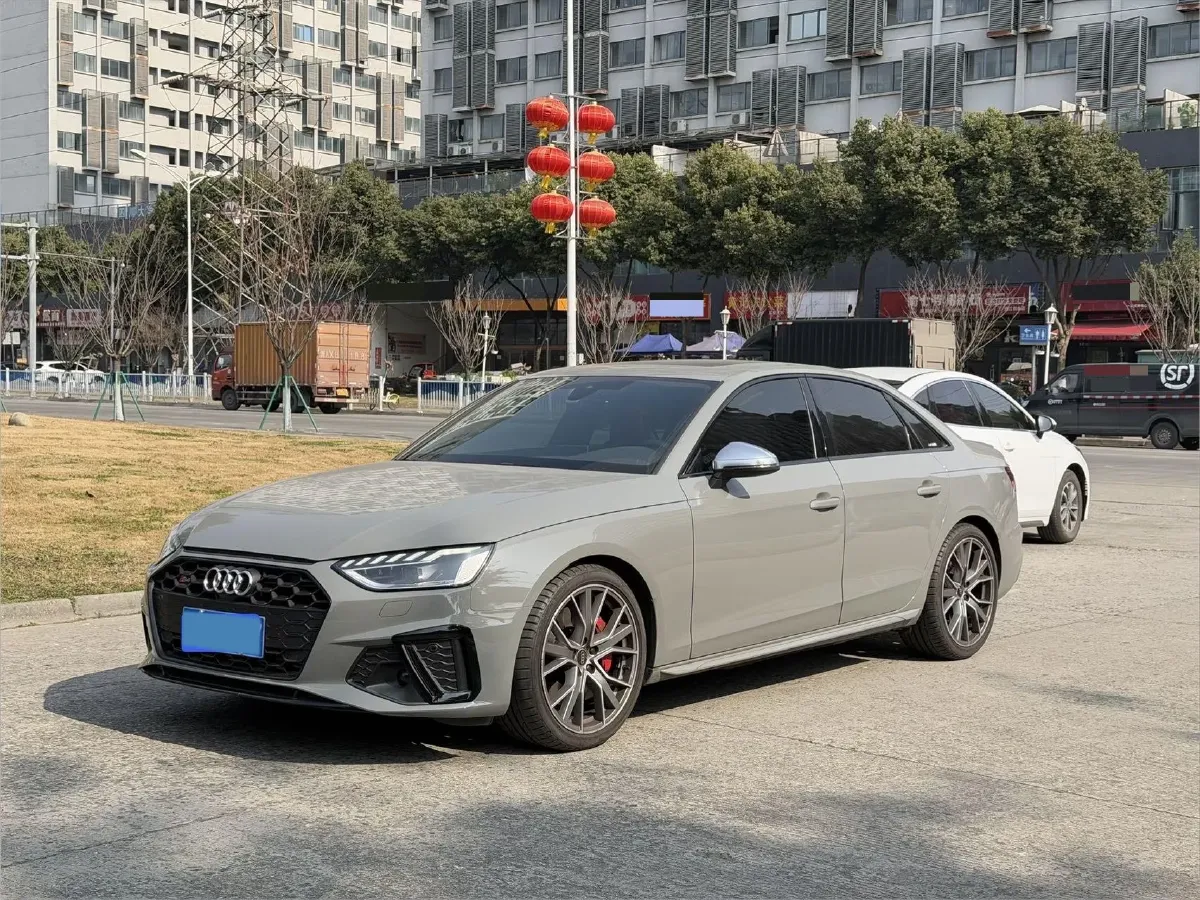 2022 Audi S4 3.0T 354HP V6 8AT,autocango,china used car exporter,china ev exporter,chinese used car exporter,chinese used ev exporter