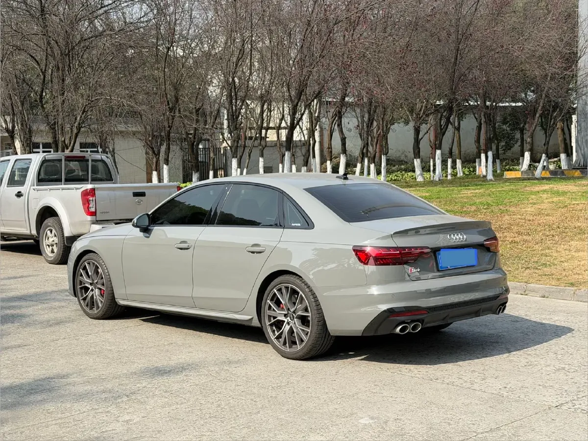 2022 Audi S4 3.0T 354HP V6 8AT,autocango,china used car exporter,china ev exporter,chinese used car exporter,chinese used ev exporter