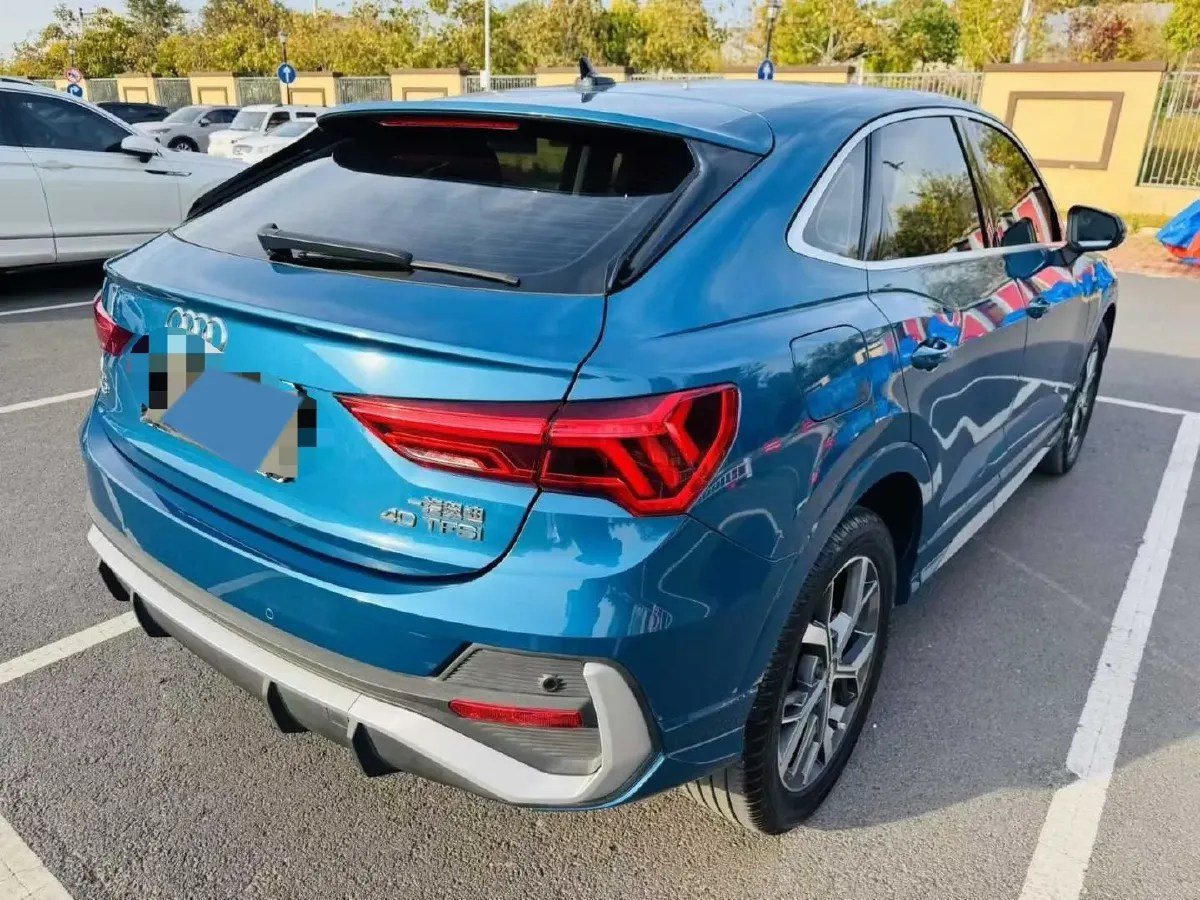 2021 Audi Q3 2.0T 186HP L4 7DCT,autocango,china used car exporter,china ev exporter,chinese used car exporter,chinese used ev exporter