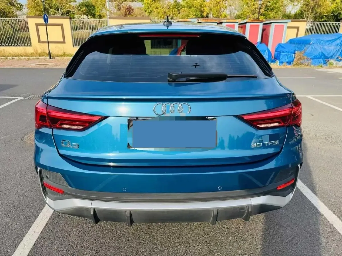 2021 Audi Q3 2.0T 186HP L4 7DCT,autocango,china used car exporter,china ev exporter,chinese used car exporter,chinese used ev exporter