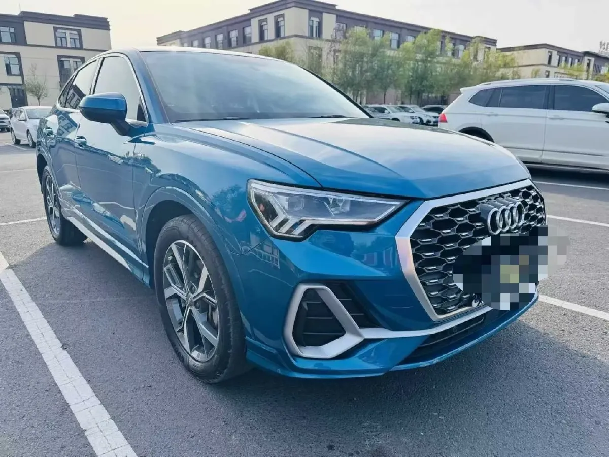 2021 Audi Q3 2.0T 186HP L4 7DCT,autocango,china used car exporter,china ev exporter,chinese used car exporter,chinese used ev exporter