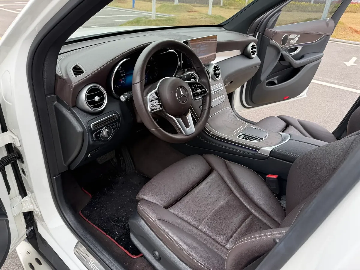 2020 Mercedes-Benz GLC Class 2.0T 197HP L4 9AT,autocango,china used car exporter,china ev exporter,chinese used car exporter,chinese used ev exporter