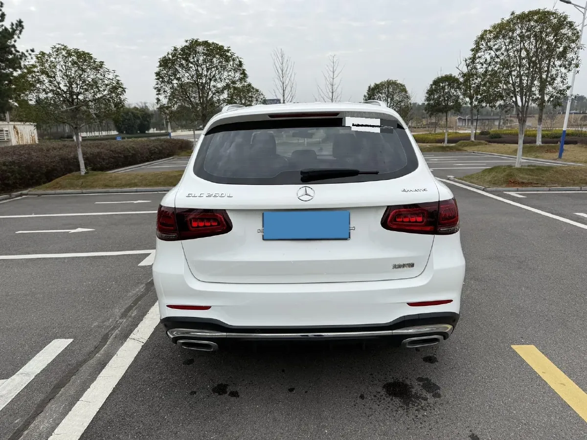 2020 Mercedes-Benz GLC Class 2.0T 197HP L4 9AT,autocango,china used car exporter,china ev exporter,chinese used car exporter,chinese used ev exporter