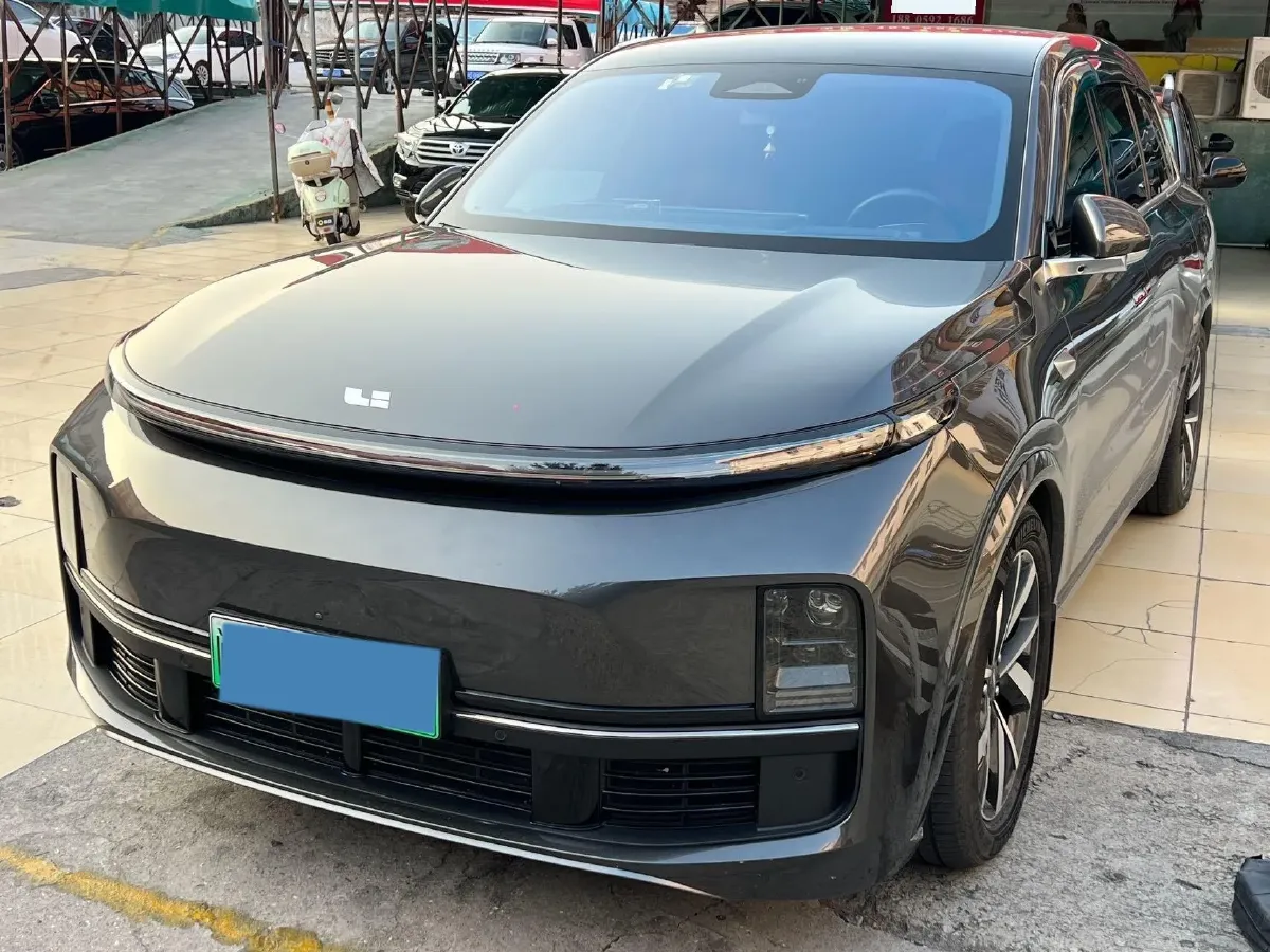 2023 Li L8 Range Extended 154HP REEV 40.9KWH,autocango,china used car exporter,china ev exporter,chinese used car exporter,chinese used ev exporter