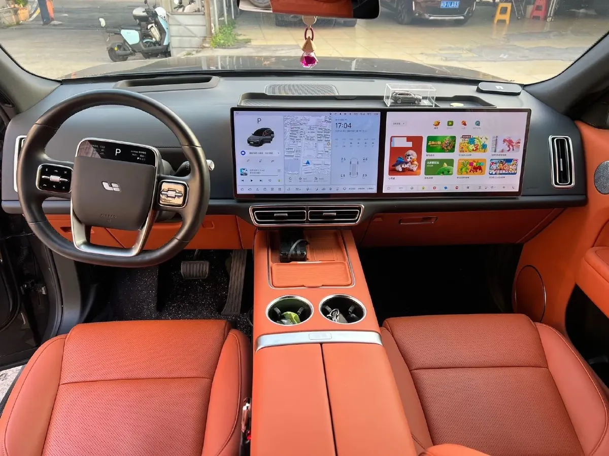 2023 Li L8 Range Extended 154HP REEV 40.9KWH,autocango,china used car exporter,china ev exporter,chinese used car exporter,chinese used ev exporter