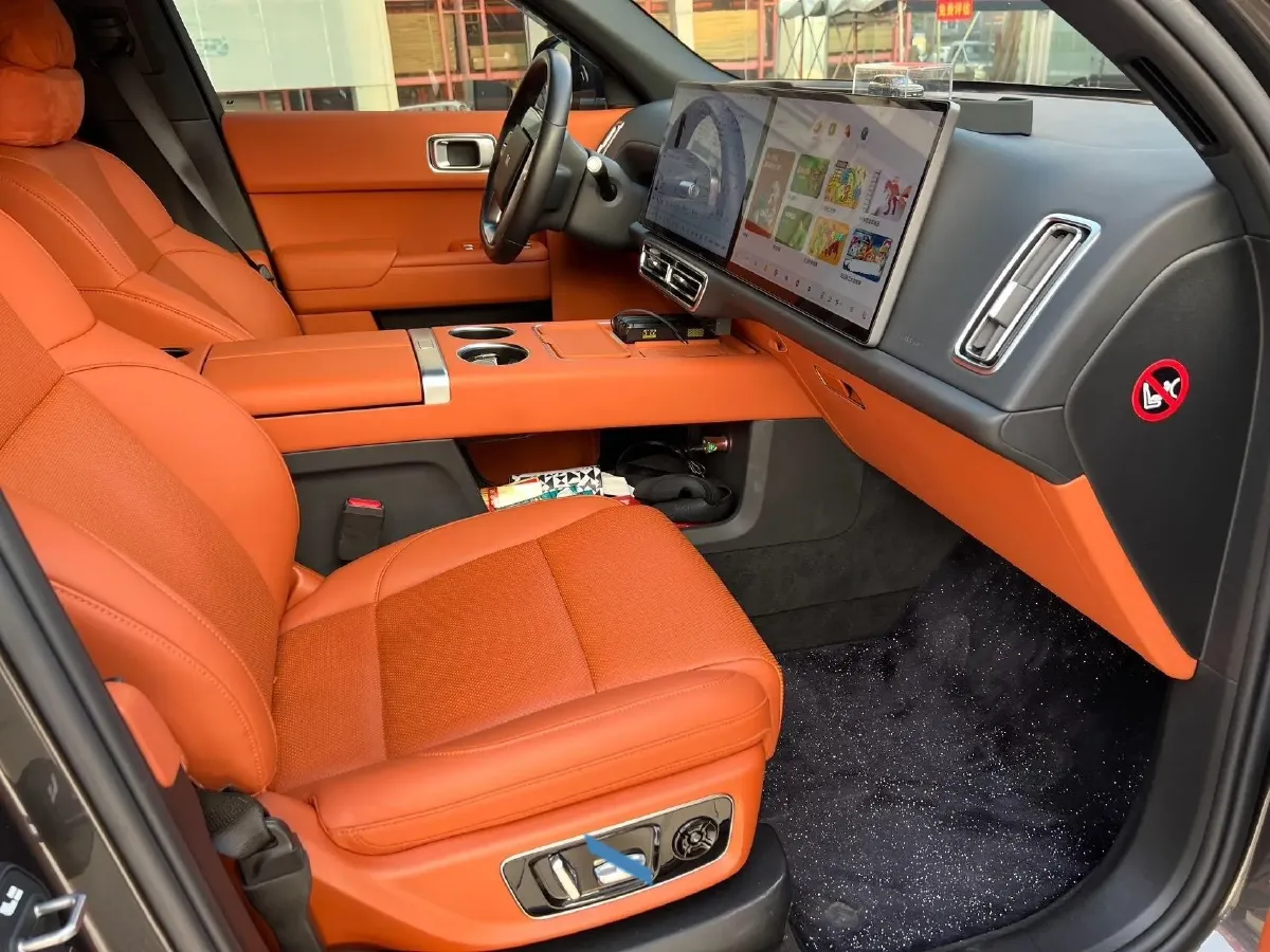 2023 Li L8 Range Extended 154HP REEV 40.9KWH,autocango,china used car exporter,china ev exporter,chinese used car exporter,chinese used ev exporter