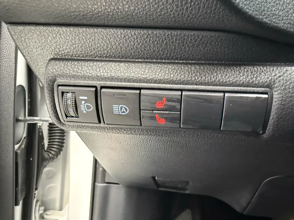 2021 Toyota Corolla 1.2T 116HP L4 CVT,autocango,china used car exporter,china ev exporter,chinese used car exporter,chinese used ev exporter