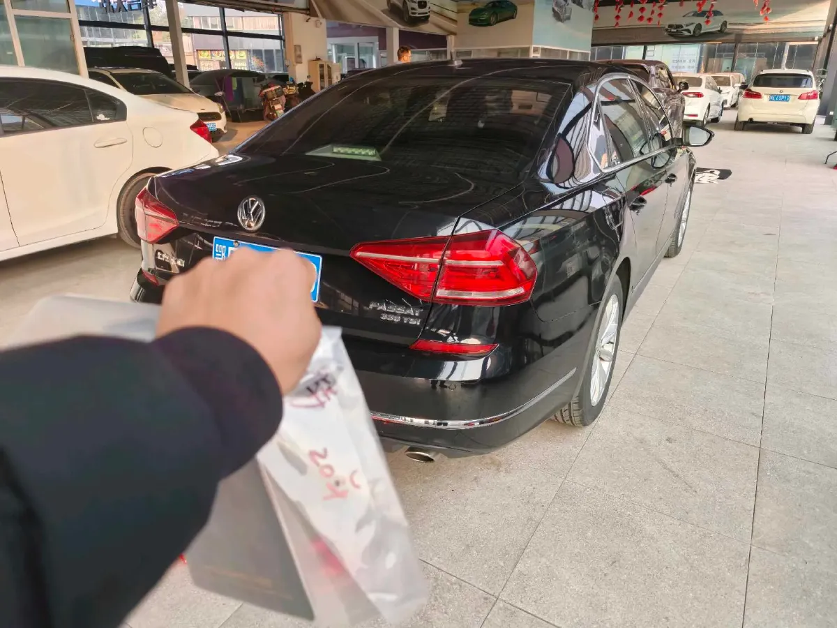 2017 Volkswagen Passat 1.8T 180HP L4 7DCT,autocango,china used car exporter,china ev exporter,chinese used car exporter,chinese used ev exporter