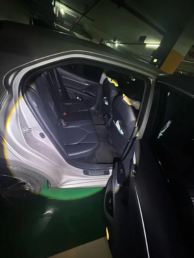 2021 Toyota Camry 2.5L 178HP L4 E-CVT Hybrid,autocango,china used car exporter,china ev exporter,chinese used car exporter,chinese used ev exporter