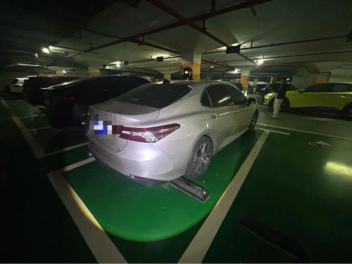 2021 Toyota Camry 2.5L 178HP L4 E-CVT Hybrid,autocango,china used car exporter,china ev exporter,chinese used car exporter,chinese used ev exporter