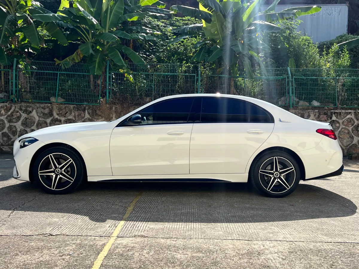 2023 Mercedes-Benz C Class 1.5T 204HP L4 9AT,autocango,china used car exporter,china ev exporter,chinese used car exporter,chinese used ev exporter