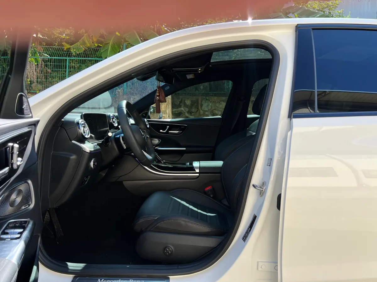 2023 Mercedes-Benz C Class 1.5T 204HP L4 9AT,autocango,china used car exporter,china ev exporter,chinese used car exporter,chinese used ev exporter