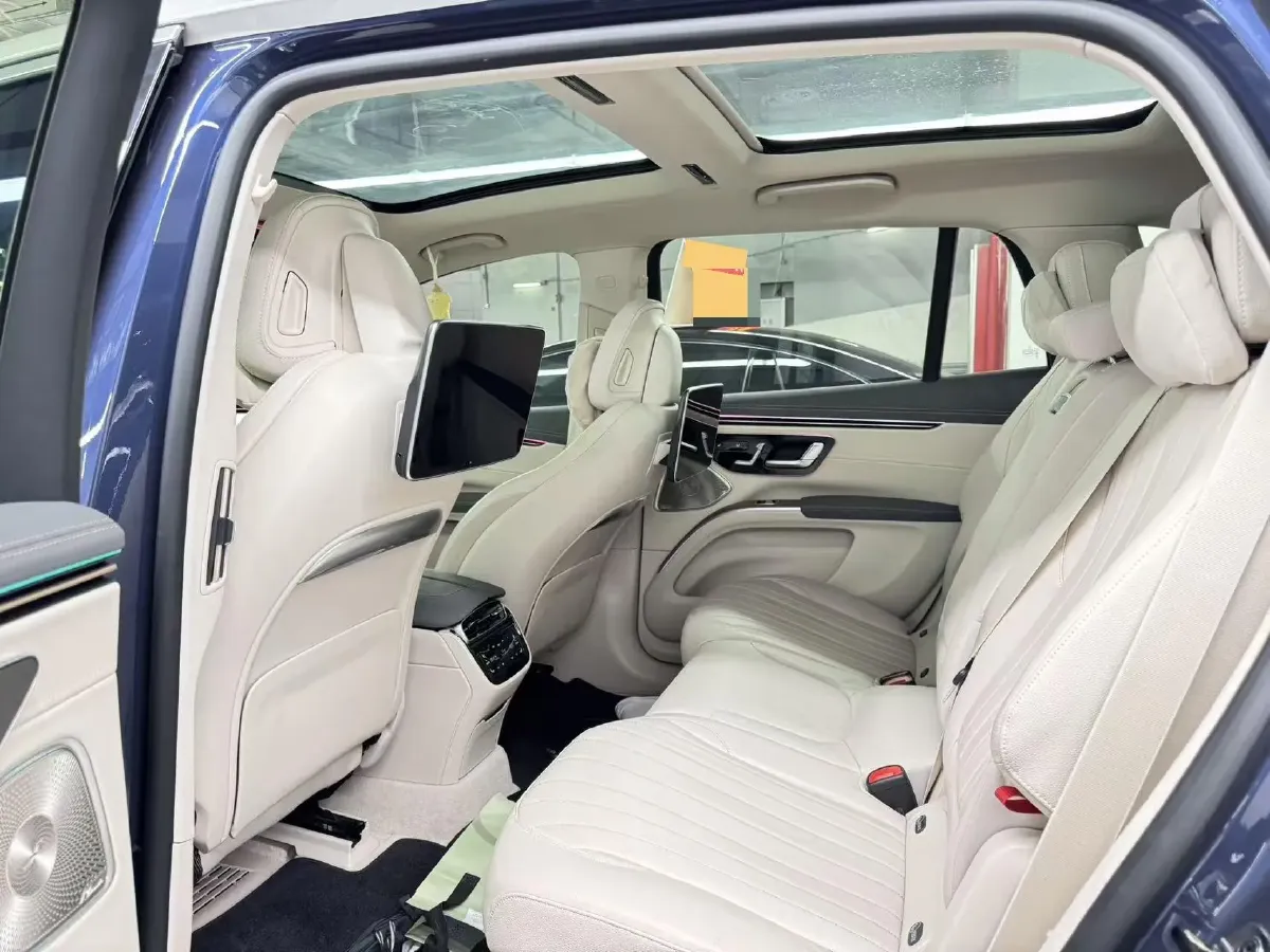 2023 Mercedes-Benz EQS SUV BEV 111.8KWH,autocango,china used car exporter,china ev exporter,chinese used car exporter,chinese used ev exporter